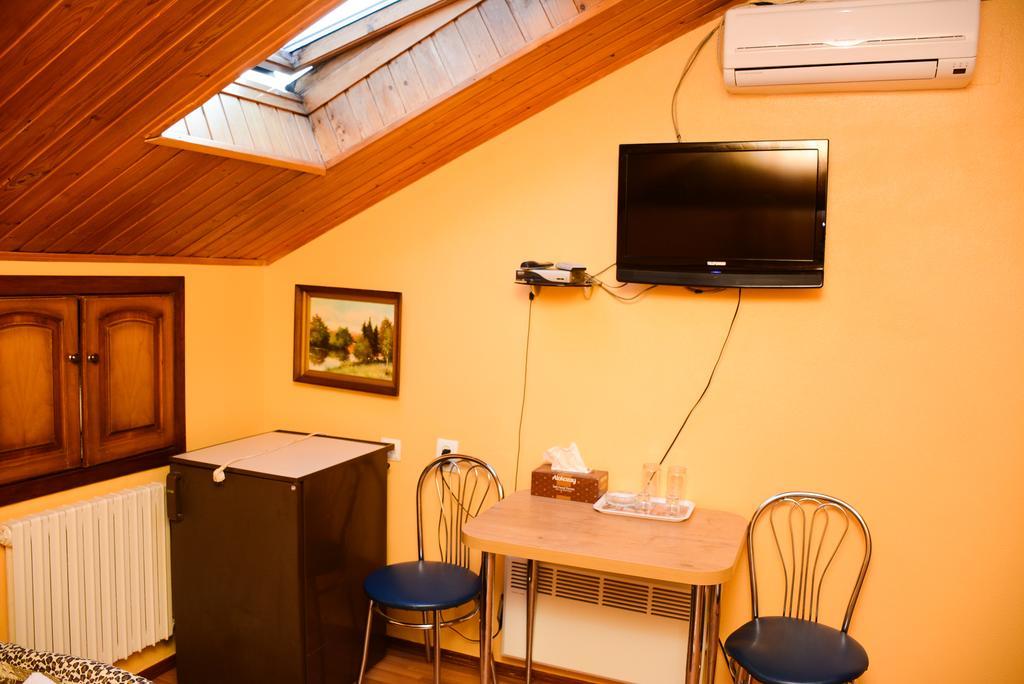 Bazar Motel 基希讷乌 外观 照片
